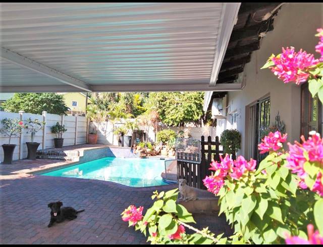 3 BEDROOM HOUSE FOR SALE IN BLUFF